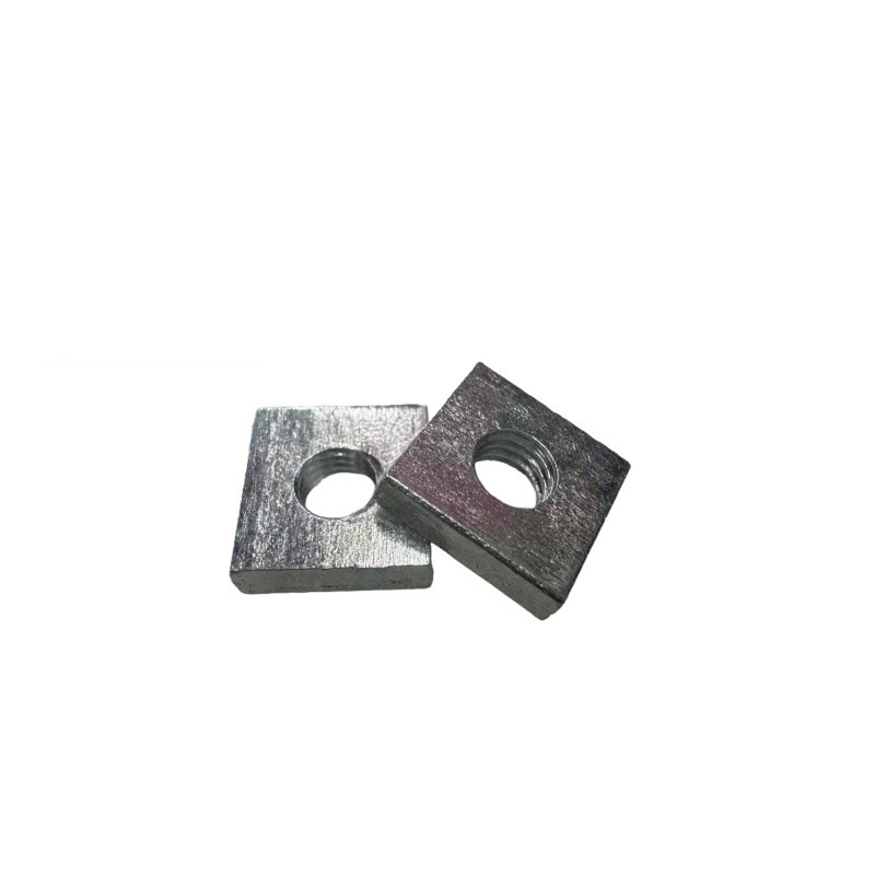 Avadanlıq Qoz Meydanı