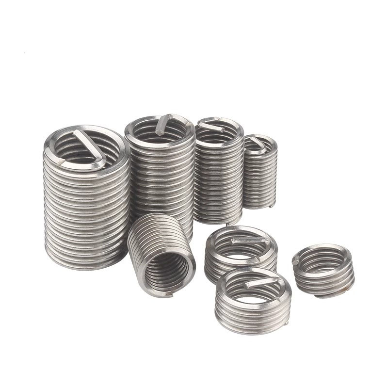 İçəridə Xarici Yivli qol Vidası