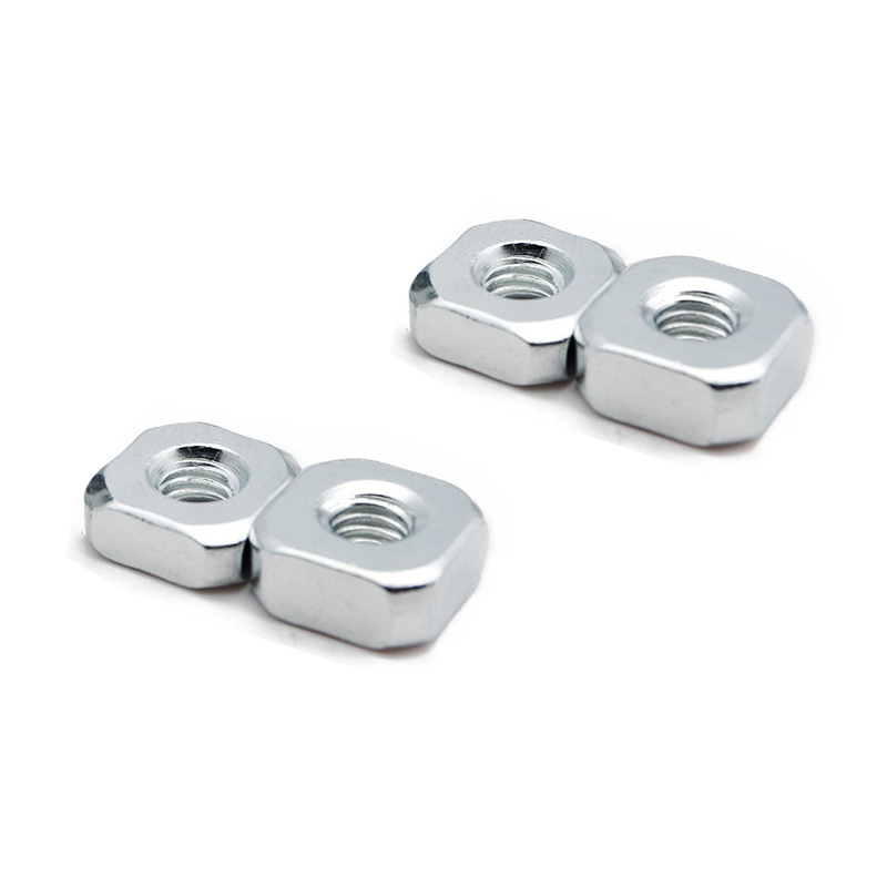 Kvadrat maşın qoz-fındıqları